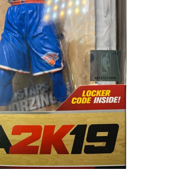 McFarlane NBA 2k19 ~ Kristaps Porzingis ~ My Team ~ Series 1 ~ Knicks ~ Celtics - Picture 7 of 9